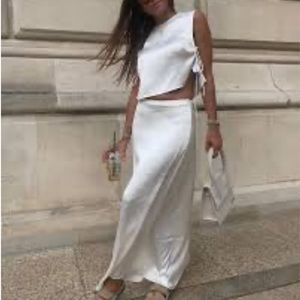 Bardot Ivory Skirt Fully Underlined (Size S-4)